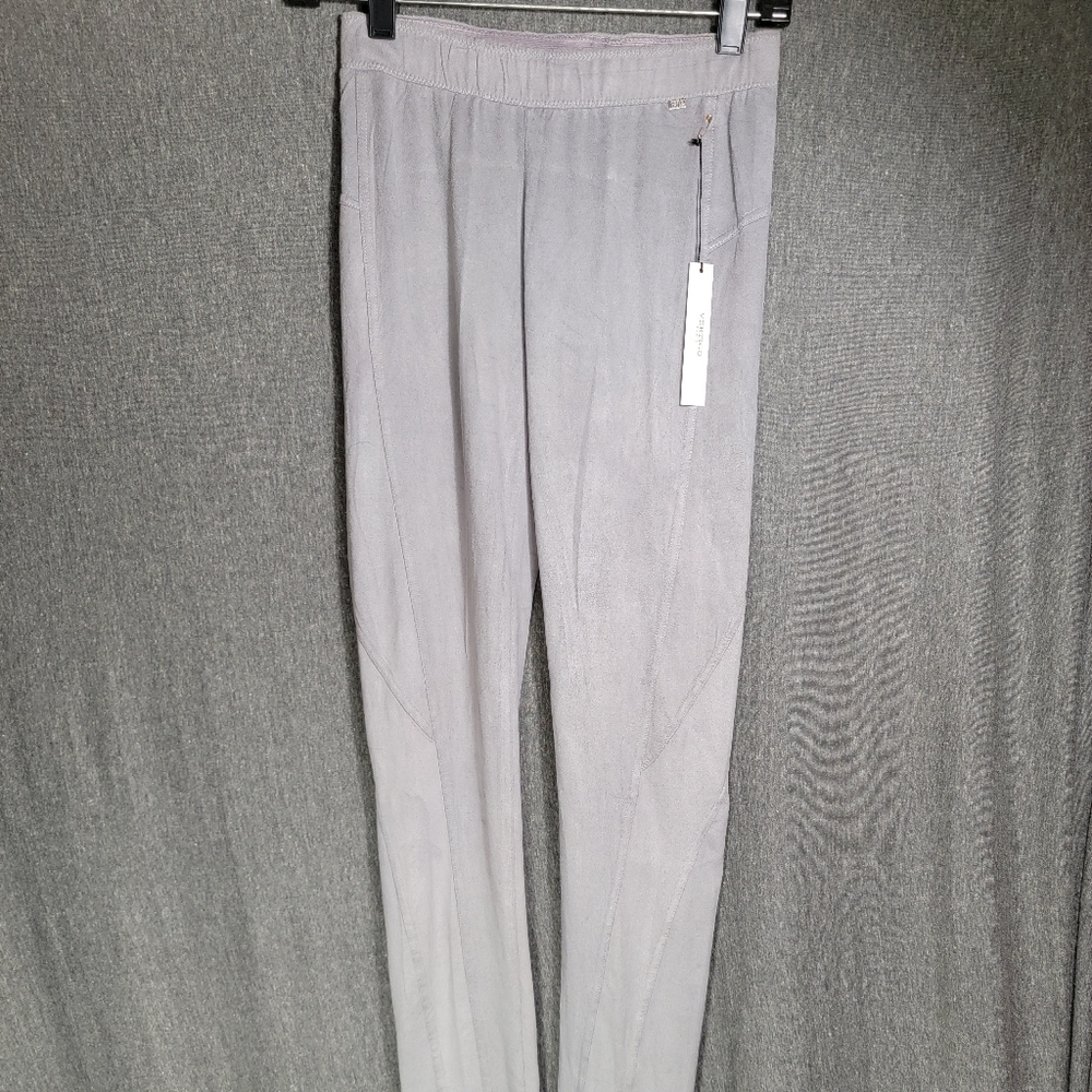 🤍 Vertigo Paris Iron Leggings